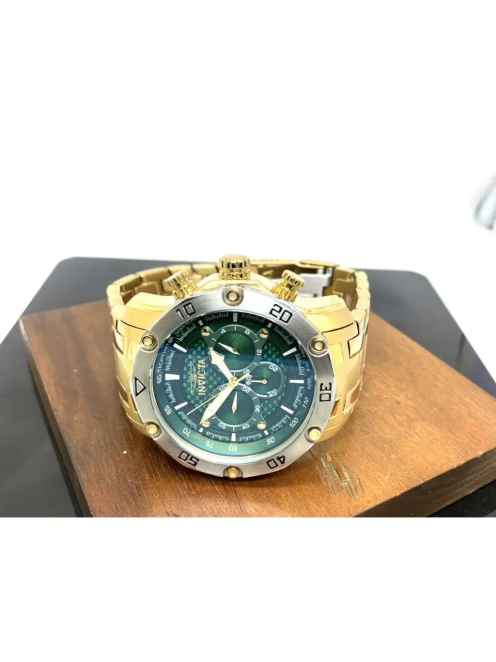 Invicta Men's Watch 38445 Pro Diver Quartz Green Dial Gold Stainless Steel 50mm